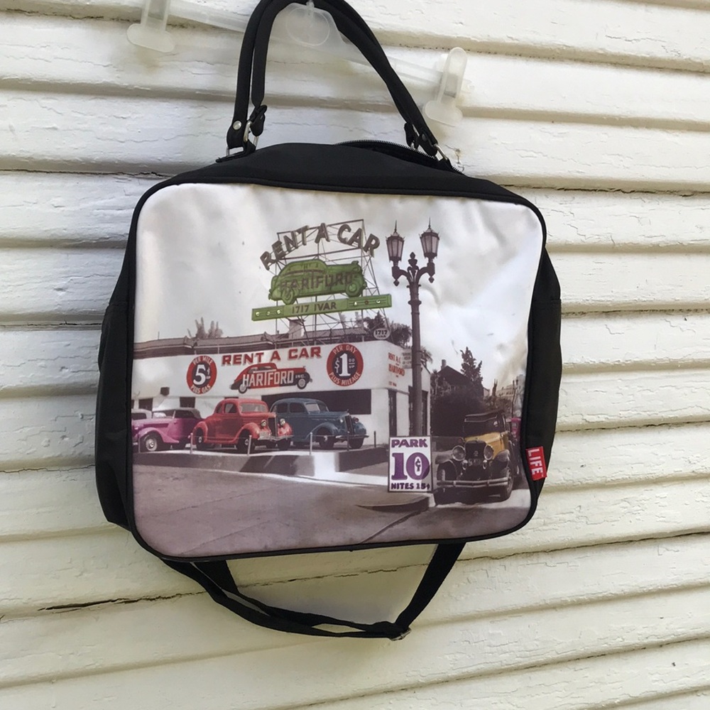 LIFE Weekender hoop handles & over shoulder strap.